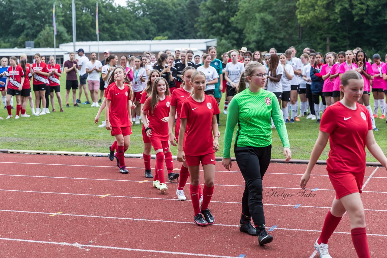 Bild 140 - Loewinnen Cup